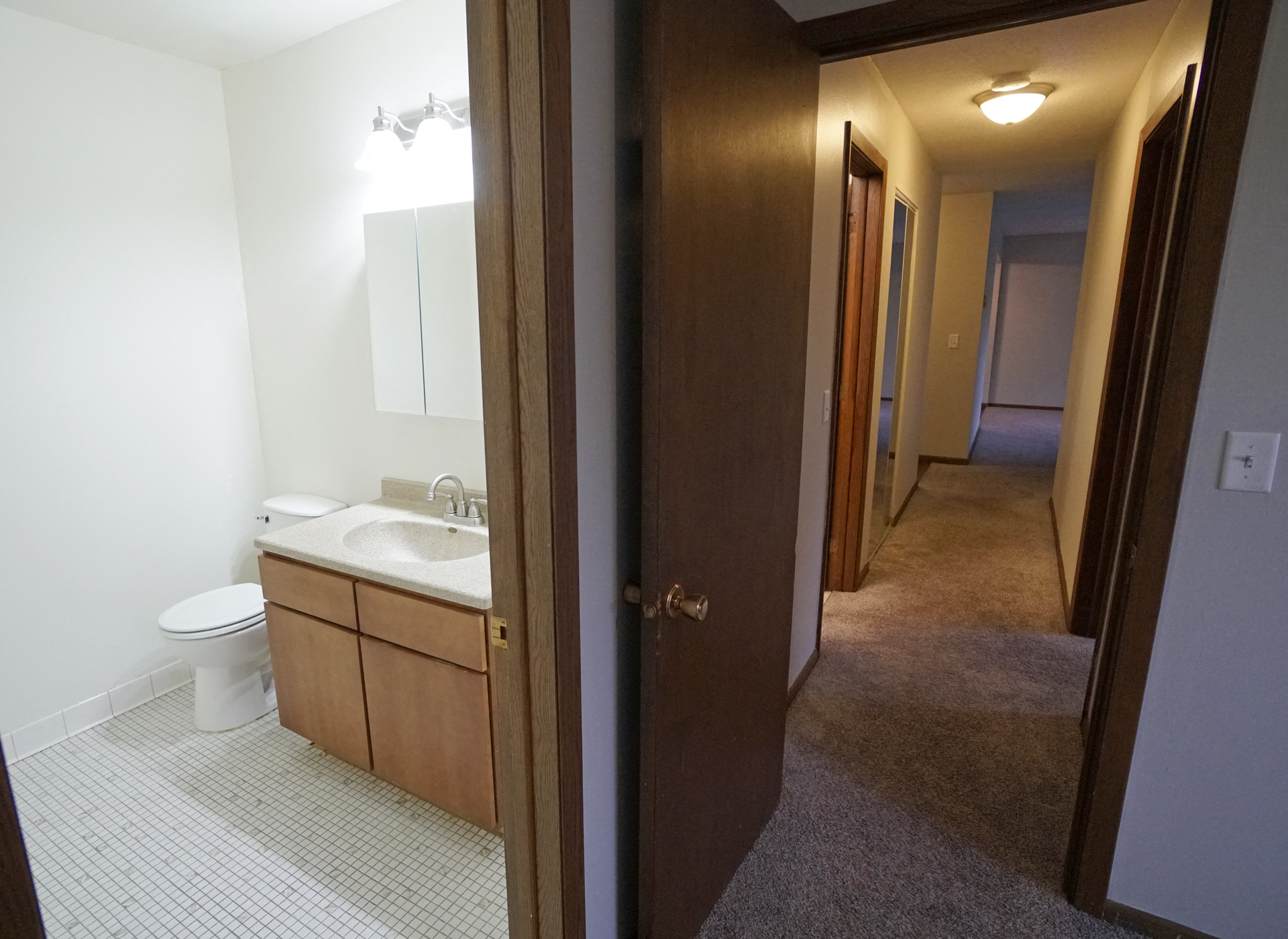 Edina Manor Apartments Image 31